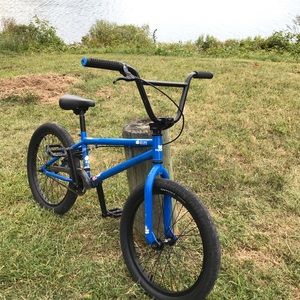 Meet your Posher, Philip